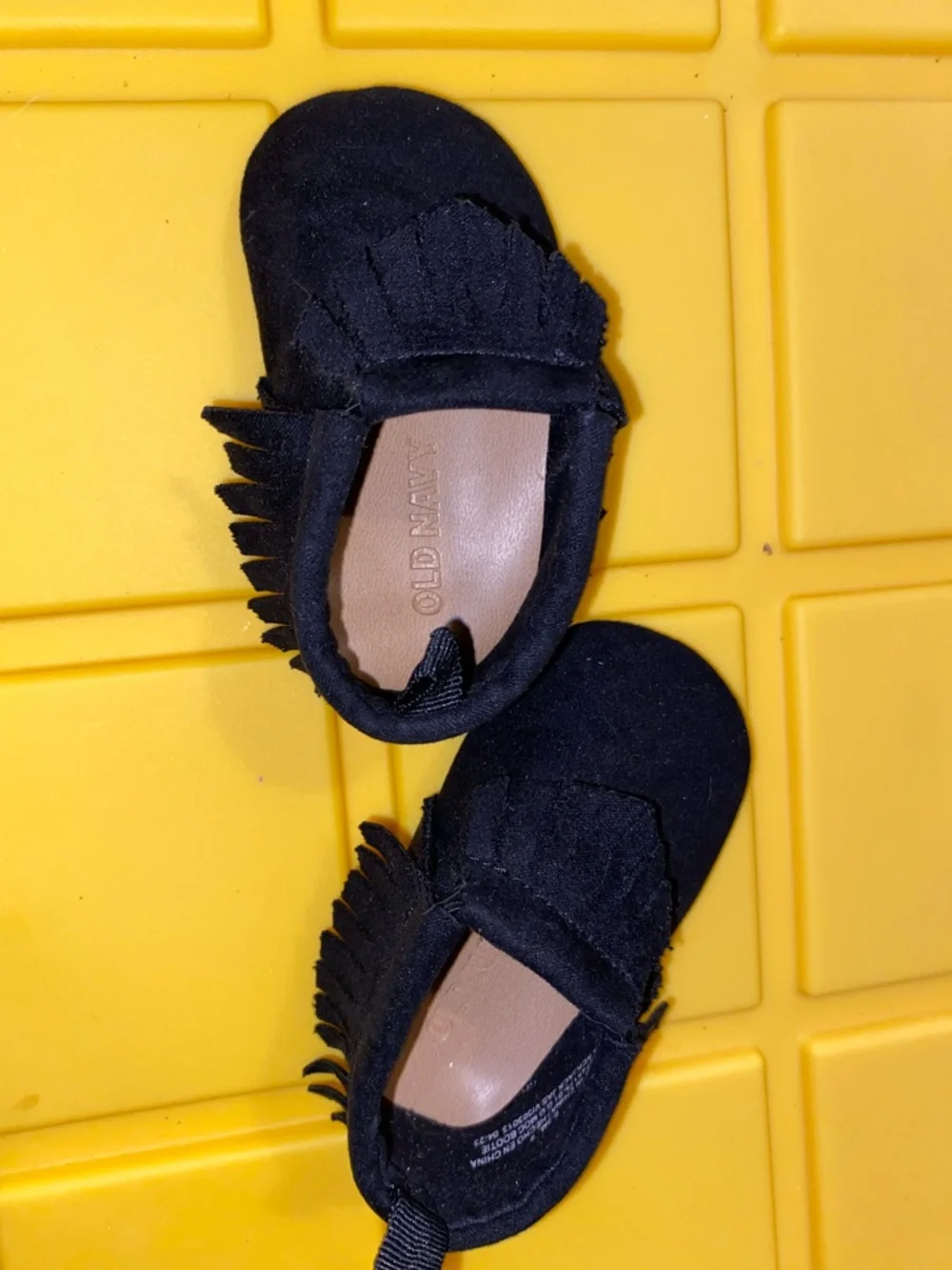 Old Navy Black Fringe Baby Moccasins - Slip-On Soft Shoes 0-3 months